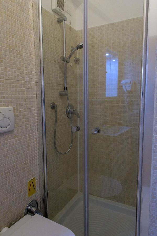 Beatus Viator Guest House Рим Екстер'єр фото