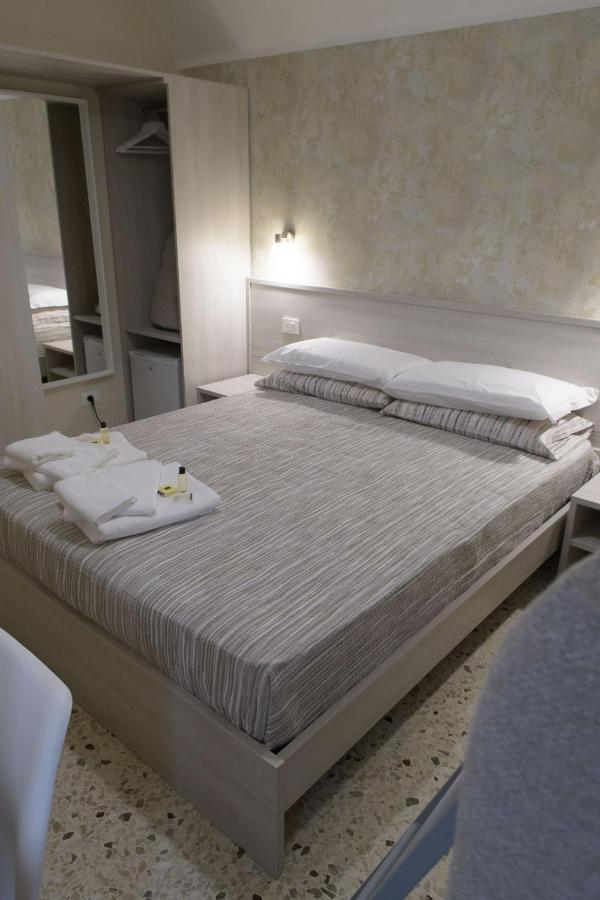 Beatus Viator Guest House Рим Екстер'єр фото